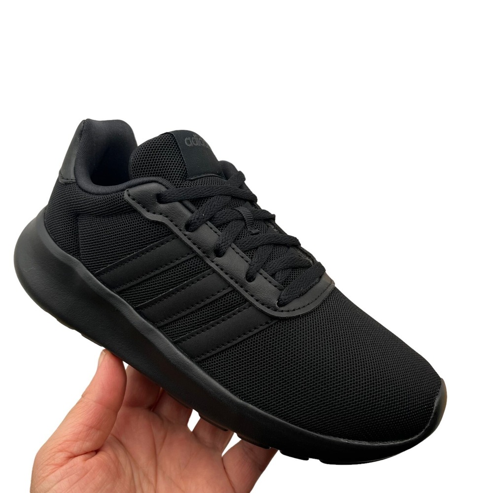 Adidas Youth Boys Girls Running Shoes Size 1 (1Y) Solid Black Lace‎ up Sneakers